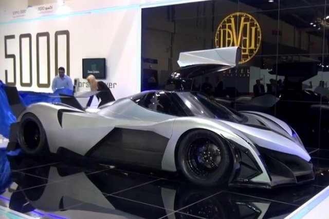 Дубайската суперкола вдига 560 км/час