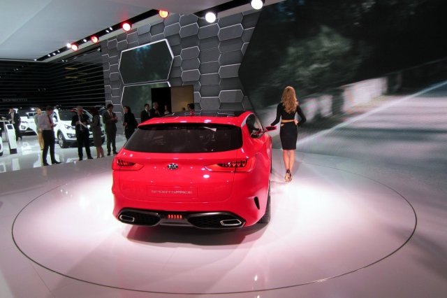Kia ще прави авангардния SportSpace