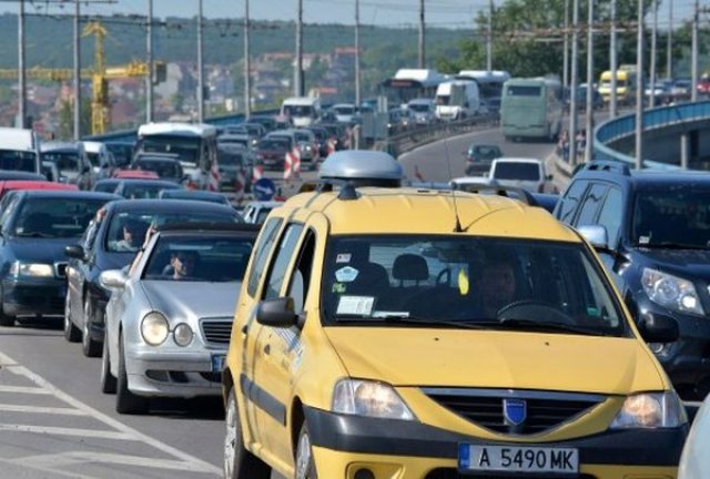 МВР ще взима номера на колите с опасни повреди