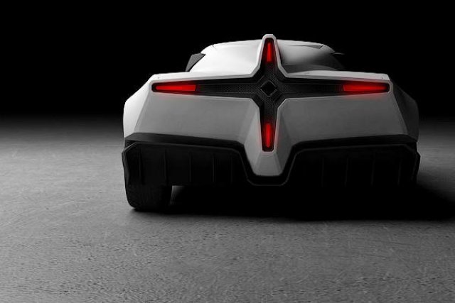 Индийци подготвят хибридна суперкола