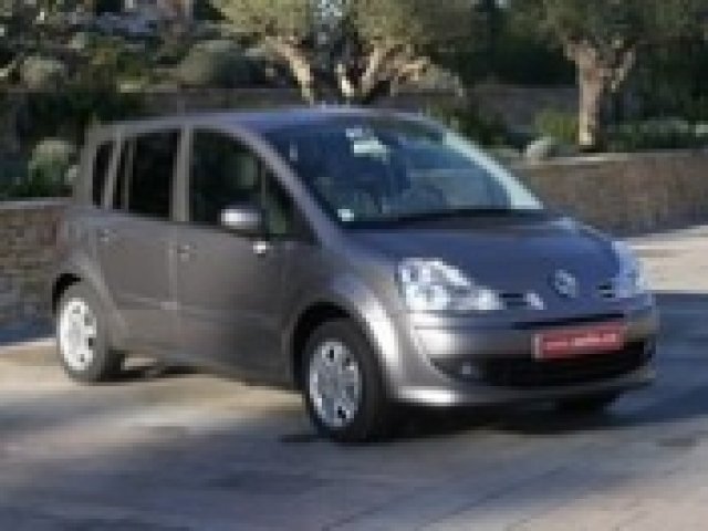 Renault пусна и Grand Modus