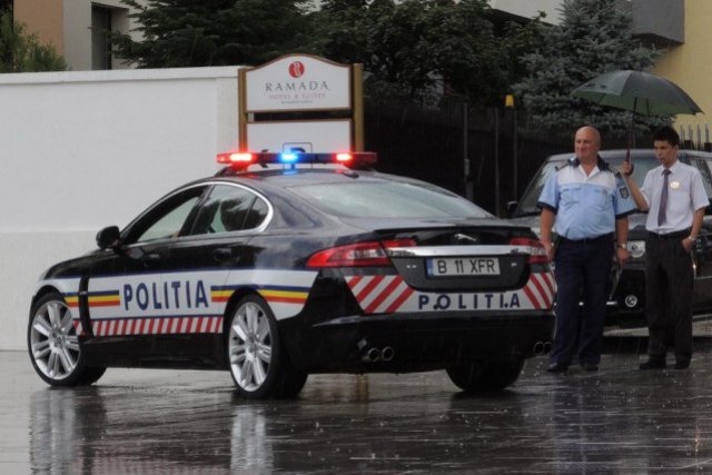 Новото оръжие на румънските полицаи