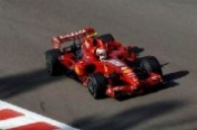 Кими Райконен записа убедителна победа в Гран При на Малайзия