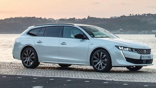 Peugeot стартира продажбите на 508 SW