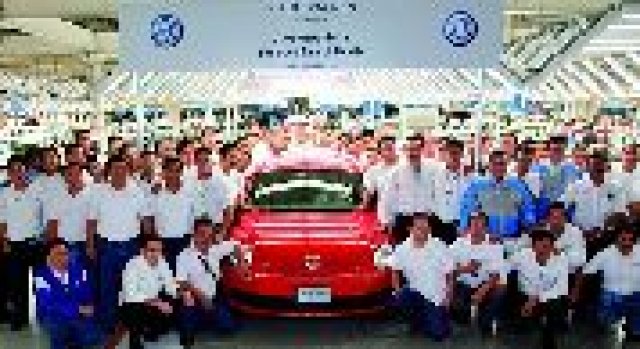 Започна серийното производство на VW Beetle 