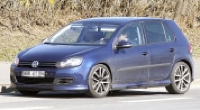 Идва Golf R20 с мощност 270 к.с.