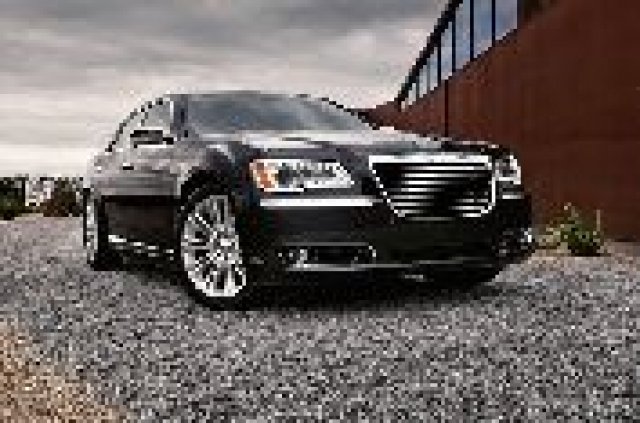 Обновеният Chrysler 300C направи премиера в Детройт