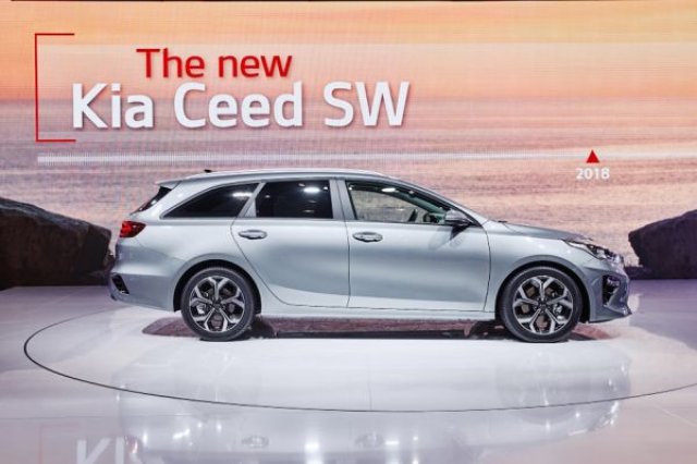 Комбито Kia Ceed – 600 литра багажник и два нови мотора