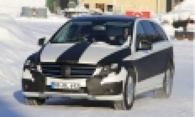 Mercedes отново модернизира R-Class