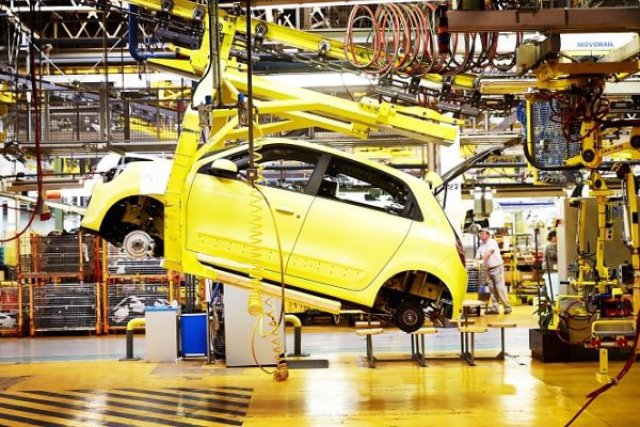 Renault-Nissan разкара шефа си по двигателите