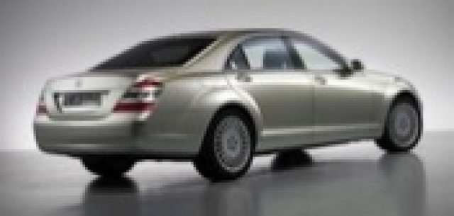 Mercedes ще бъде първи с литиево-йонен хибрид