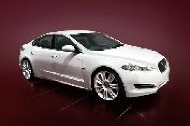 Jaguar подготвя нови седан и кросоувър