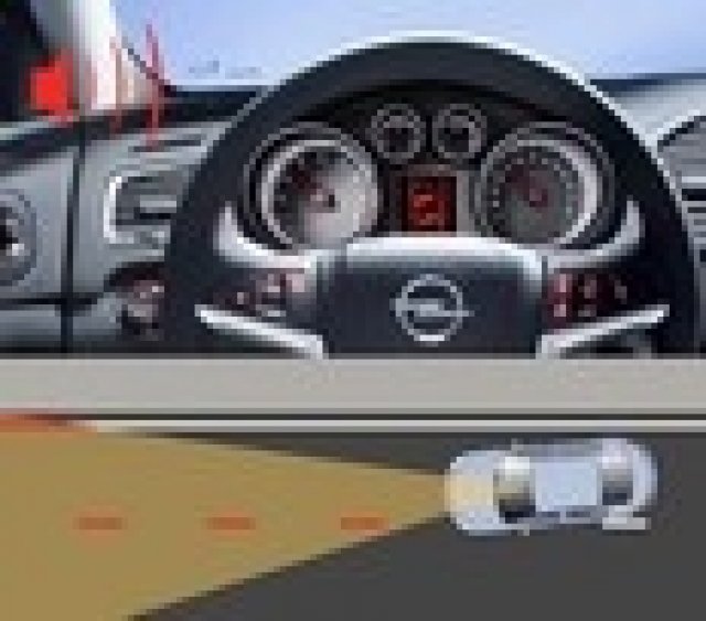 Камера следи пътните знаци при новия Opel Insignia