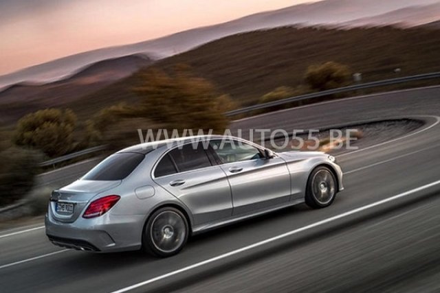 Новата C-Class се появи в нета