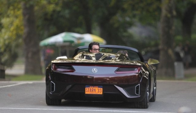 Снимки на филм разкриха роудстъра Acura NSX