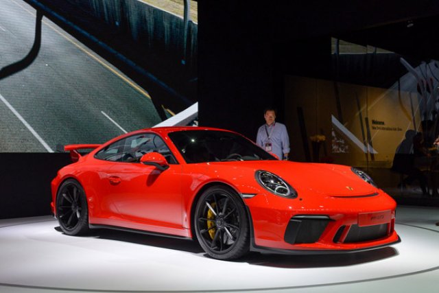 Още мощност за освежения Porsche 911 GT3