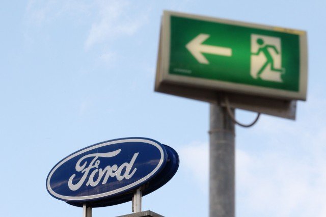 Ford откупи закриването на фабриката в Генк