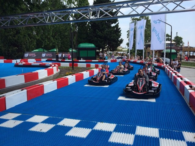 Откриха картинг писта на лед