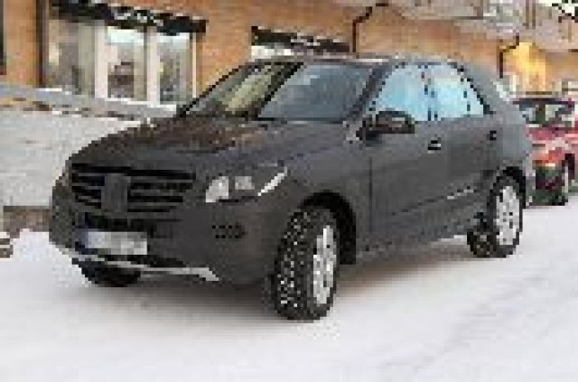 Нови шпионски снимки от новия Mercedes ML