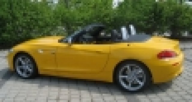 BMW освежава и индивидуализира Z4