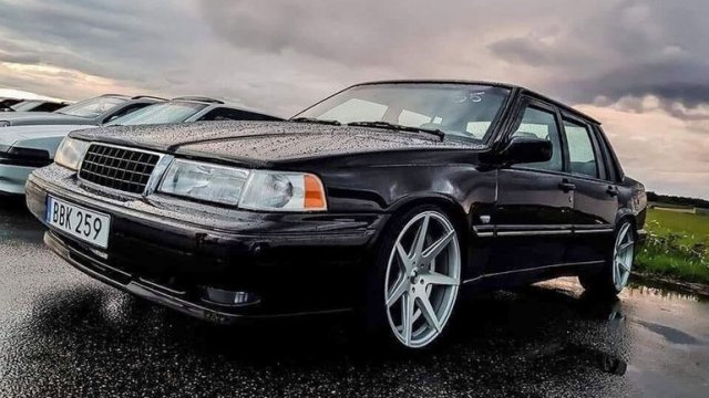 Volvo 740 с V8 двигател от BMW