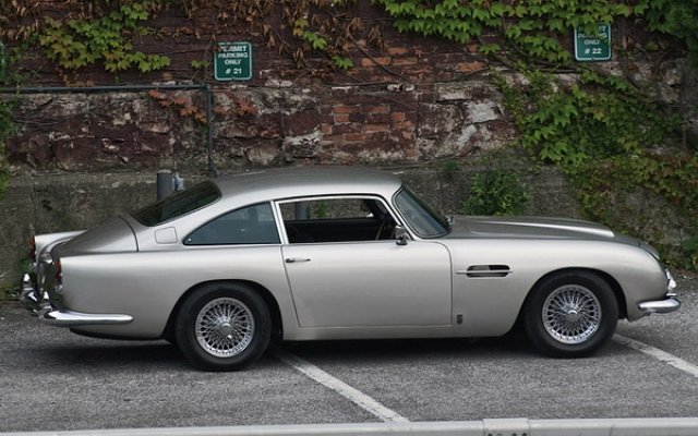 Aston Martin DB5 за 410 000 евро 