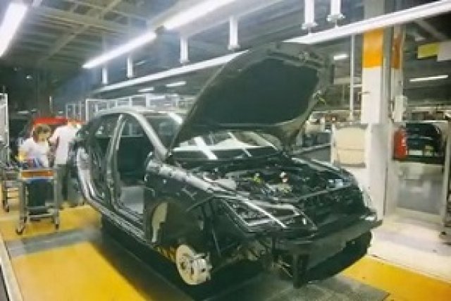 Производството на Leon ST в 150 секунди