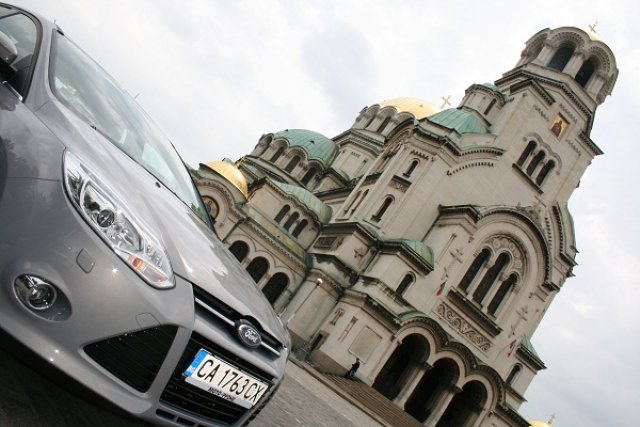 Карахме трицилиндровия Ford Focus