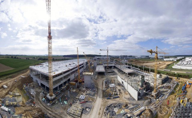 Audi строи нов завод за следващото R8