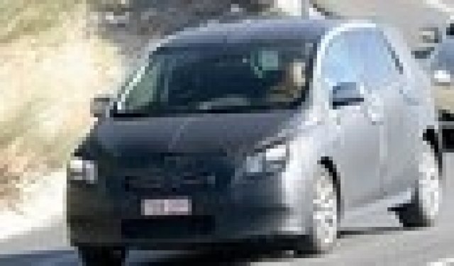 Toyota ще прави Auris Verso