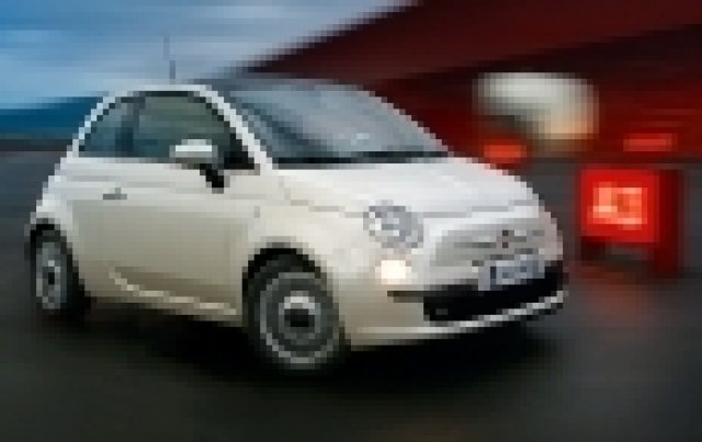 Ауто Италия честити победата на Fiat 500