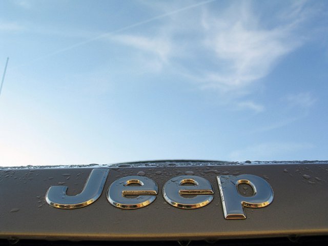 Jeep се прицели в Mokka и Juke