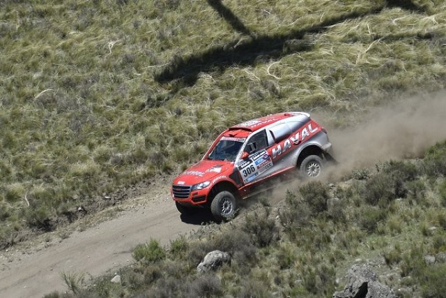 Българите започнаха „Дакар” с 58-о място