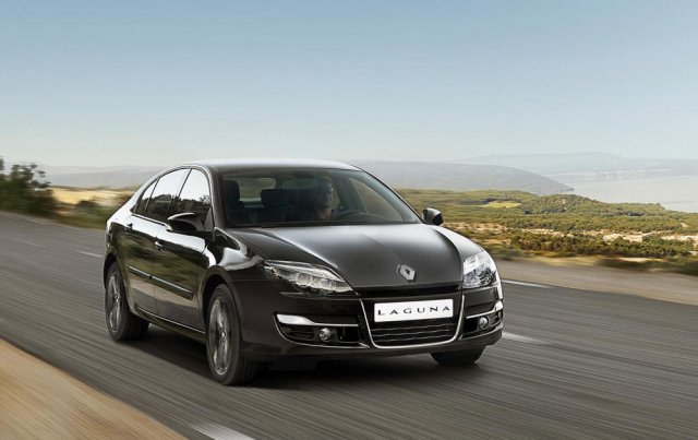 Заради повреда французин пътува с 200 км/час, докато горивото му свърши