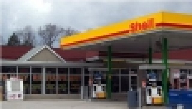 Г. Ангелов: Бензинът не поевтинява, защото 60% от него са данъци и акцизи