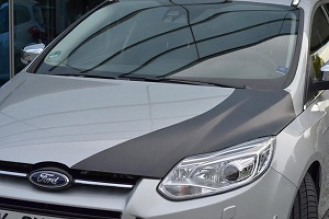 Ford сваля килограми с карбон