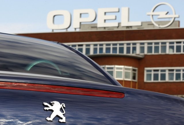 Opel няма да прави хечбек с PSA Peugeot Citroen