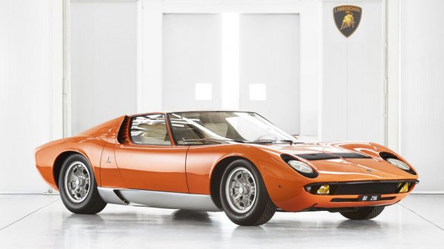 Lamborghini съживи Miura от