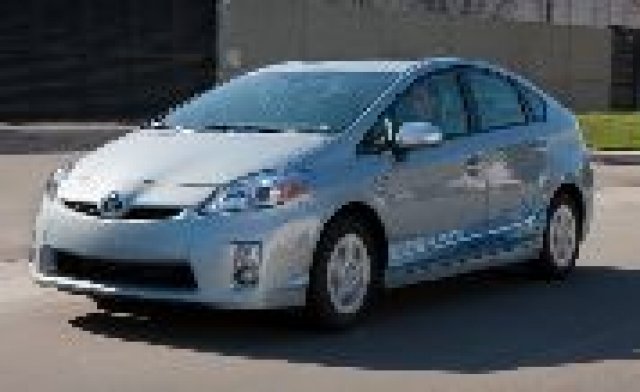 Нови сервизни акции на Тойота