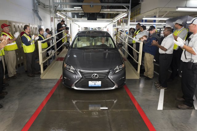 Lexus вече произвежда в САЩ