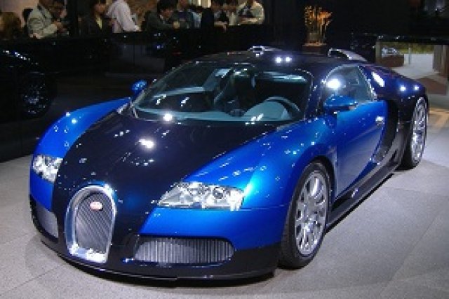 Bugatti готви версия на Veyron с 1600 к.с.