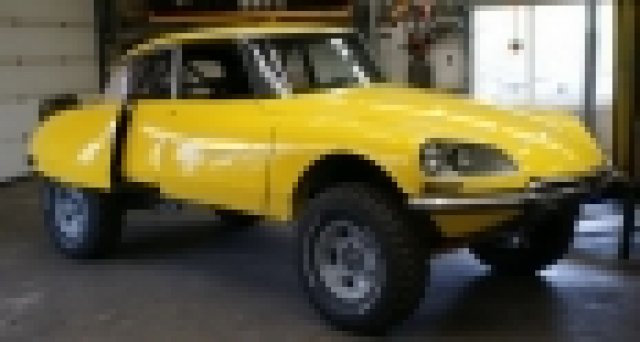 Когато се кръстосат Citroen DS и Toyota Land Cruiser