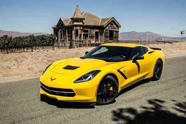 Corvette Stingray е Автомобил на годината на Северна Америка