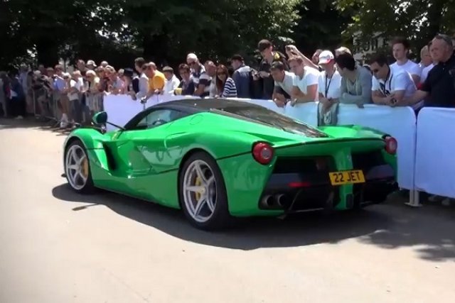 Вокалистът на Jamiroquai се уреди с уникално LaFerrari