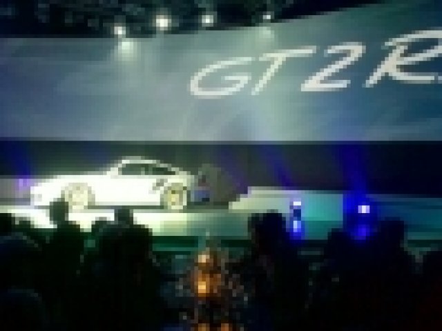 Първа снимка на Porsche GT2 RS