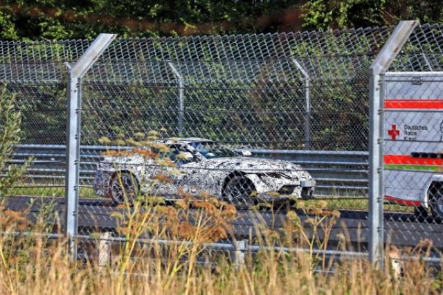 Новата Toyota Supra катастрофира на Северната дъга