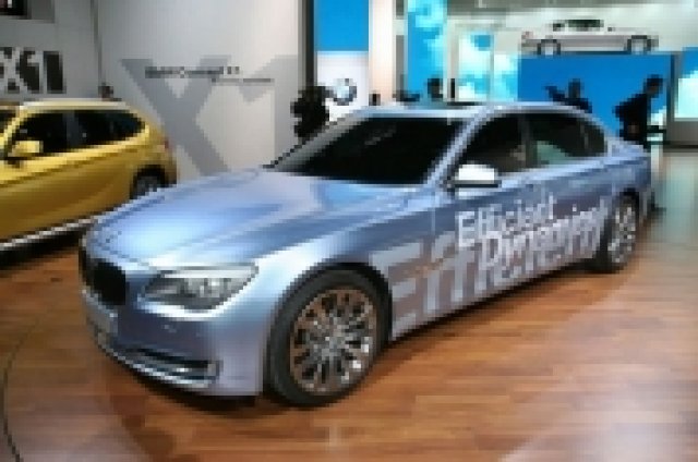 BMW с хибридни версии на Серия-7 и Х6