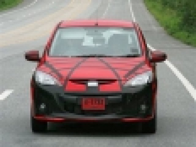 Mazda модернизира „двойката”