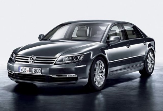 Промяна в плана - новият VW Phaeton става конкурент на Tesla