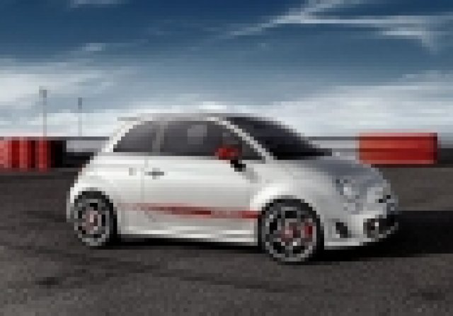 Chrysler започва да сглобява Fiat 500